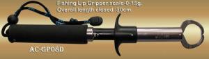 Fish lip gripper with and without scale. Fish lip grip with stainless components
